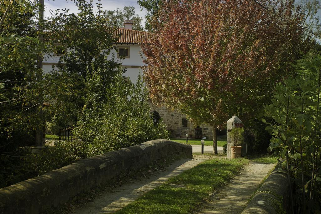 ホテル Casona De San Pantaleón de Aras エクステリア 写真